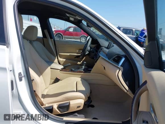 2016 BMW 3 Series 320i with VIN WBA8A9C56GK622528, listed as a IAAI auction lot 42933812 with 112,126 mi miles and . Bid and sale history available at DreamBid. Image 5.