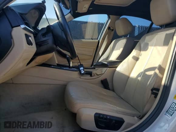 2013 BMW 3 Series 328i с VIN WBA3A5G54DNP20321, выставлен на аукционе Copart как лот 80650805 с пробегом 126 377 миль миль и Списание • Salvage title. История ставок и продаж доступна на DreamBid. Изображение 7.