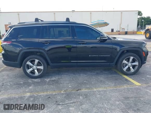 2022 Jeep Grand Cherokee Limited z VIN 1C4RJKBG6N8504491, wystawiony jako IAAI lot #43392516 z przebiegiem 66 395 mil mil oraz . Historia ofert i sprzedaży dostępna na DreamBid. Obrazek 13.