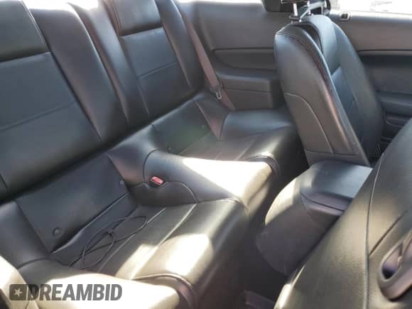 2007 Ford Mustang Deluxe with VIN 1ZVFT80N475369045, listed as a Copart auction lot 86555495 with 175,141 mi miles and Salvage title. Bid and sale history available at DreamBid. Image 10.