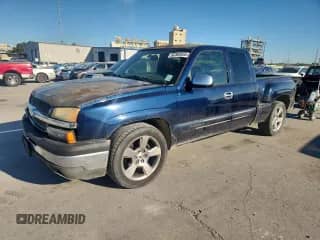 2005 Chevrolet Silverado 1500 LS with VIN 1GCEC19T45Z254006, listed as a Copart auction lot 82365855 with 149,137 mi miles and Clean title. Bid and sale history available at DreamBid. Image 1.