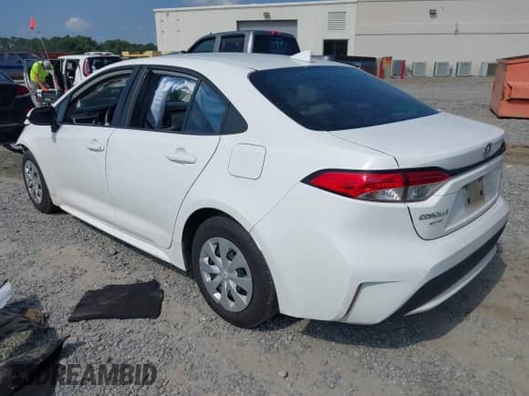 2021 Toyota Corolla L with VIN 5YFDPMAE8MP156037, listed as a IAAI auction lot 43048366 with 121,669 mi miles and . Bid and sale history available at DreamBid. Image 3.