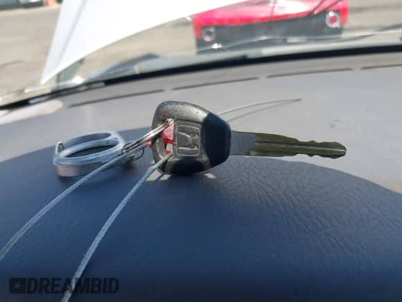 2001 Honda Accord VP с VIN 1HGCF86641A037216, выставлен на аукционе IAAI как лот 42766756 с пробегом 239 228 миль миль и . История ставок и продаж доступна на DreamBid. Изображение 11.