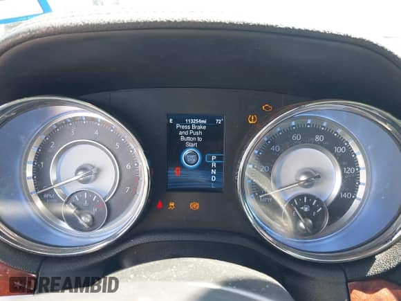 2014 Chrysler 300 with VIN 2C3CCAAG8EH288850, listed as a IAAI auction lot 43262200 with 113,254 mi miles and . Bid and sale history available at DreamBid. Image 7.