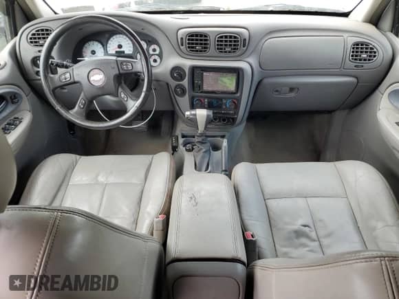 2005 Chevrolet TrailBlazer LT z VIN 1GNET16S356116493, wystawiony jako Copart lot #67930275 z przebiegiem 166 132 mil mil oraz Szkoda całkowita • Salvage title. Historia ofert i sprzedaży dostępna na DreamBid. Obrazek 8.