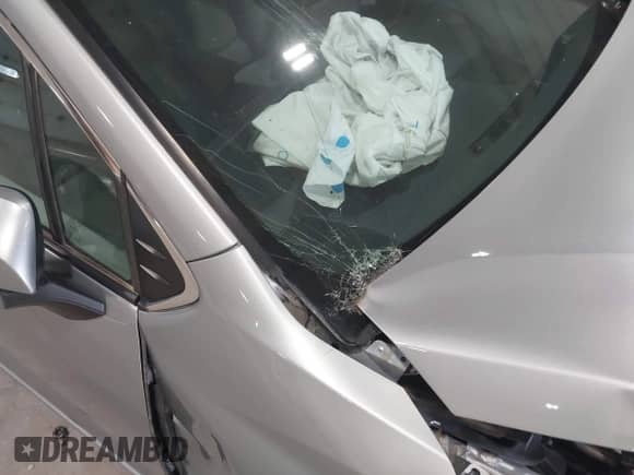 2024 Toyota Sienna LE z VIN 5TDKSKFC2RS130940, wystawiony jako IAAI lot #43343546 z przebiegiem 43 572 mil mil oraz . Historia ofert i sprzedaży dostępna na DreamBid. Obrazek 17.