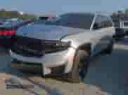 2025 Jeep Grand Cherokee Limited with VIN 1C4RJJBGXS8633985, listed as a IAAI auction lot 43147343 with 9,612 mi miles and . Bid and sale history available at DreamBid. Image 17.