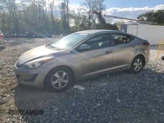 2014 Hyundai Elantra SE with VIN 5NPDH4AE7EH533677, listed as a Copart auction lot 82686285 with 129,439 mi miles and Clean title. Bid and sale history available at DreamBid. Image 1.