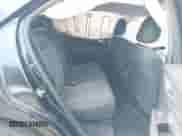 2020 Chevrolet Equinox LT z VIN 2GNAXTEV3L6233315, wystawiony jako IAAI lot #43531686 z przebiegiem 106 456 mil mil oraz . Historia ofert i sprzedaży dostępna na DreamBid. Obrazek 8.