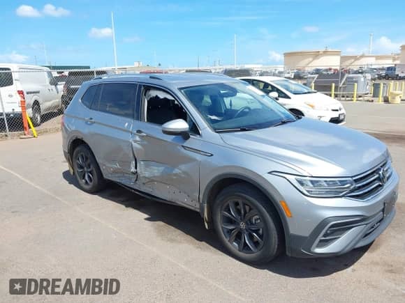 2024 Volkswagen Tiguan SE с VIN 3VV2B7AX9RM034389, выставлен на аукционе IAAI как лот 42579107 с пробегом 18 080 миль миль и . История ставок и продаж доступна на DreamBid. Изображение 6.