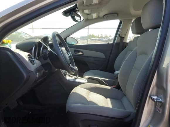 2016 Chevrolet Cruze ECO с VIN 1G1PJ5SB0G7176919, выставлен на аукционе Copart как лот 55675405 с пробегом 40 129 миль миль и Списание • Salvage title. История ставок и продаж доступна на DreamBid. Изображение 7.