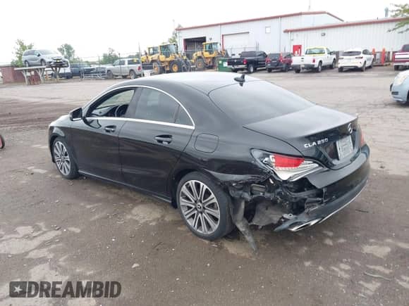 2018 Mercedes-Benz CLA 250 with VIN WDDSJ4GB2JN525771, listed as a IAAI auction lot 43026492 with 87,856 mi miles and . Bid and sale history available at DreamBid. Image 3.