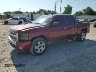 2008 Chevrolet Silverado 1500 1LT with VIN 3GCEC13J78G115662, listed as a Copart auction lot 67758355 with 194,652 mi miles and Salvage title. Bid and sale history available at DreamBid. Image 1.