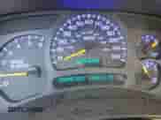 2004 Chevrolet Suburban Z71 z VIN 3GNFK16Z54G123477, wystawiony jako Copart lot #85170224 z przebiegiem Nie podano mil oraz Czysty tytuł • Clean title. Historia ofert i sprzedaży dostępna na DreamBid. Obrazek 9.