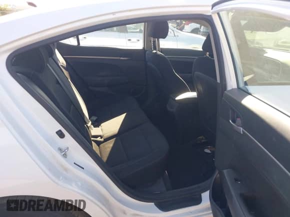 2018 Hyundai Elantra SE с VIN 5NPD74LF9JH355788, выставлен на аукционе IAAI как лот 43417878 с пробегом 71 861 миль миль и . История ставок и продаж доступна на DreamBid. Изображение 8.