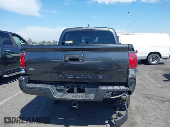2019 Toyota Tacoma SR5 с VIN 3TMAZ5CN3KM084409, выставлен на аукционе IAAI как лот 43076335 с пробегом 73 078 миль миль и . История ставок и продаж доступна на DreamBid. Изображение 17.