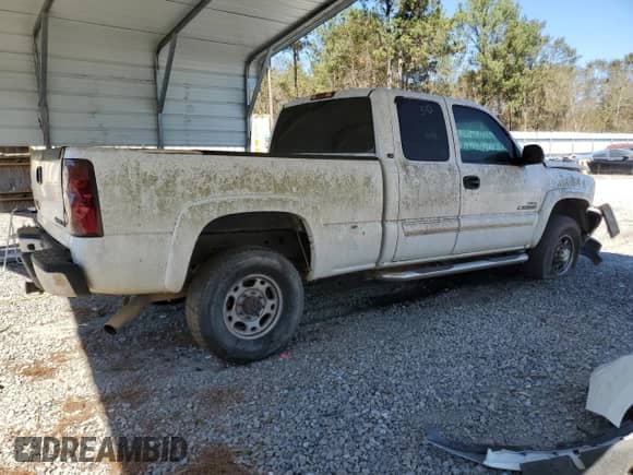 2003 Chevrolet Silverado 2500HD LS with VIN 1GCHC29133E180793, listed as a Copart auction lot 72180174 with Not provided miles and Salvage title. Bid and sale history available at DreamBid. Image 3.