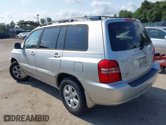 2003 Toyota Highlander с VIN JTEGF21A330074920, выставлен на аукционе IAAI как лот 42954330 с пробегом 142 106 миль миль и . История ставок и продаж доступна на DreamBid. Изображение 3.