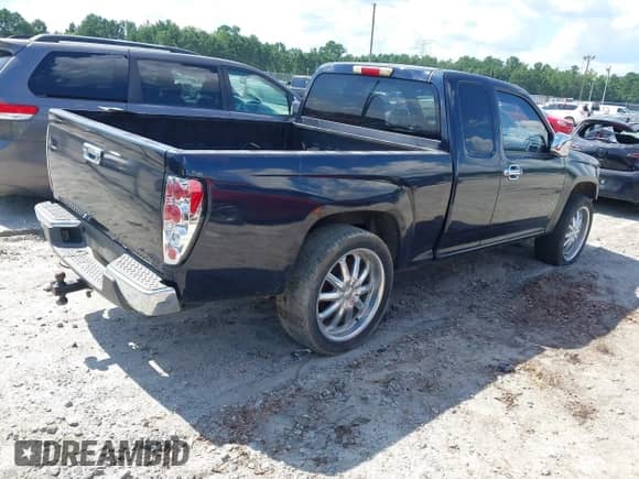 2008 Chevrolet Colorado Work Truck z VIN 1GCCS199688153610, wystawiony jako IAAI lot #42804353 z przebiegiem 147 215 mil mil oraz . Historia ofert i sprzedaży dostępna na DreamBid. Obrazek 4.