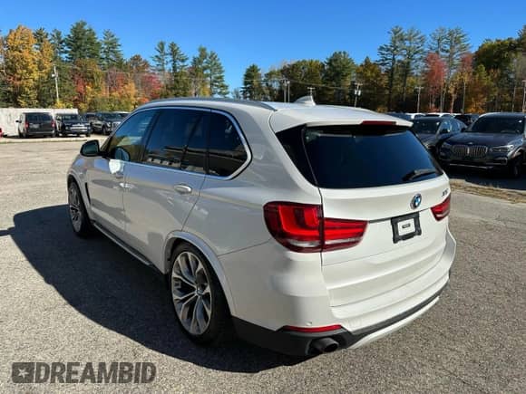 2017 BMW X5 xDrive35i с VIN 5UXKR0C58H0U52844, выставлен на аукционе Copart как лот 89911305 с пробегом 179 156 миль миль и Чистый • Clean title. История ставок и продаж доступна на DreamBid. Изображение 3.