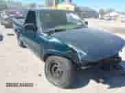 1996 Chevrolet S-10 with VIN 1GCCS1448TK148903, listed as a IAAI auction lot 43327334 with 140,654 mi miles and . Bid and sale history available at DreamBid. Image 1.