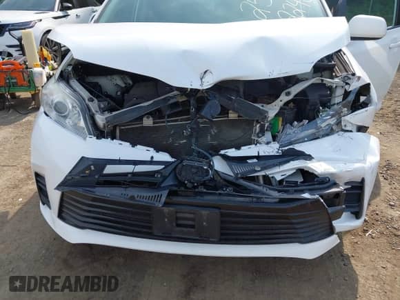 2019 Toyota Sienna LE Auto Access Seat with VIN 5TDKZ3DC4KS008154, listed as a IAAI auction lot 42475084 with 146,347 mi miles and . Bid and sale history available at DreamBid. Image 12.