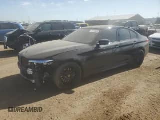 2019 BMW 5 Series 530e xDrive z VIN WBAJB1C52KB376702, wystawiony jako Copart lot #59770805 z przebiegiem 85 375 mil mil oraz Czysty tytuł • Clean title. Historia ofert i sprzedaży dostępna na DreamBid. Obrazek 1.