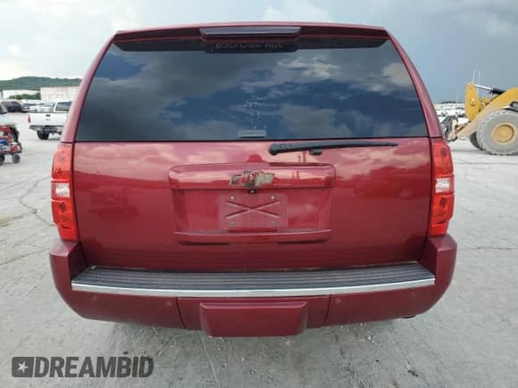 2011 Chevrolet Tahoe LTZ with VIN 1GNSKCE00BR315500, listed as a Copart auction lot 65207035 with 137,422 mi miles and Salvage title. Bid and sale history available at DreamBid. Image 6.