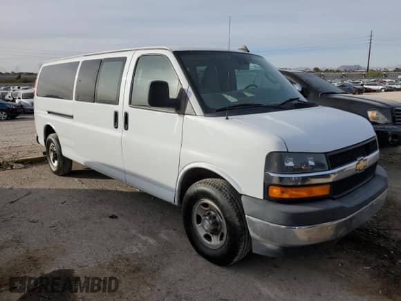 2019 Chevrolet Express Passenger LT с VIN 1GAZGPFG1K1258906, выставлен на аукционе Copart как лот 83314424 с пробегом 202 480 миль миль и Чистый • Clean title. История ставок и продаж доступна на DreamBid. Изображение 4.