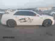 2018 Chrysler 300 S с VIN 2C3CCABG8JH319748, выставлен на аукционе IAAI как лот 42860799 с пробегом Не указан миль и . История ставок и продаж доступна на DreamBid. Изображение 13.