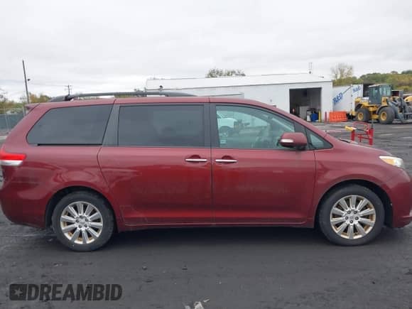 2013 Toyota Sienna XLE with VIN 5TDDK3DC8DS064632, listed as a IAAI auction lot 43445052 with 123,676 mi miles and . Bid and sale history available at DreamBid. Image 13.