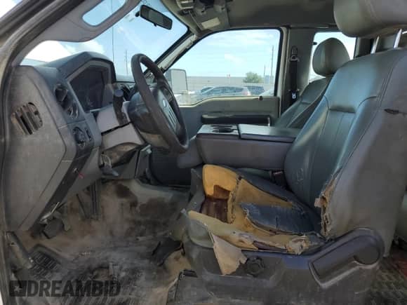 2012 Ford F-250 XL с VIN 1FT7X2AT3CEB17786, выставлен на аукционе Copart как лот 78423554 с пробегом Не указан миль и Чистый • Clean title. История ставок и продаж доступна на DreamBid. Изображение 7.
