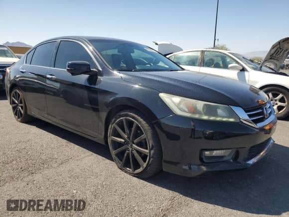 2014 Honda Accord EX-L with VIN 1HGCR3F84EA034818, listed as a Copart auction lot 80589815 with 97,871 mi miles and Salvage title. Bid and sale history available at DreamBid. Image 4.