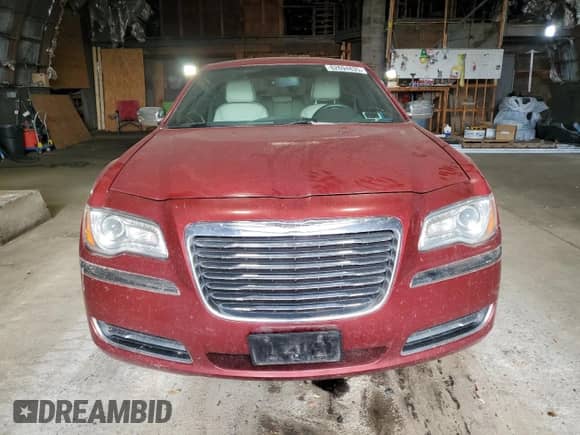 2014 Chrysler 300 с VIN 2C3CCAAG9EH343211, выставлен на аукционе Copart как лот 82694835 с пробегом 89 062 миль миль и Чистый • Clean title. История ставок и продаж доступна на DreamBid. Изображение 5.