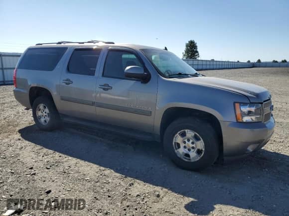 2008 Chevrolet Suburban 3LT with VIN 3GNFK16348G281911, listed as a Copart auction lot 68342115 with 218,783 mi miles and Clean title. Bid and sale history available at DreamBid. Image 4.
