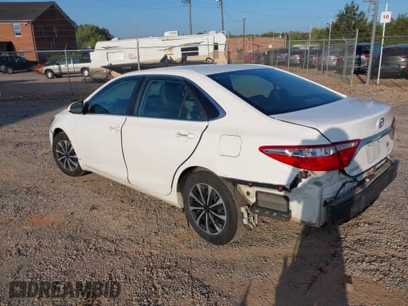 2015 Toyota Camry LE с VIN 4T1BD1FK9FU167661, выставлен на аукционе IAAI как лот 43191402 с пробегом 356 393 миль миль и . История ставок и продаж доступна на DreamBid. Изображение 3.