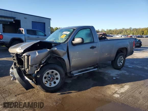 2013 GMC Sierra 1500 Work Truck с VIN 1GTN2TEA2DZ261148, выставлен на аукционе Copart как лот 85743655 с пробегом Не указан миль и Списание • Salvage title. История ставок и продаж доступна на DreamBid. Изображение 1.
