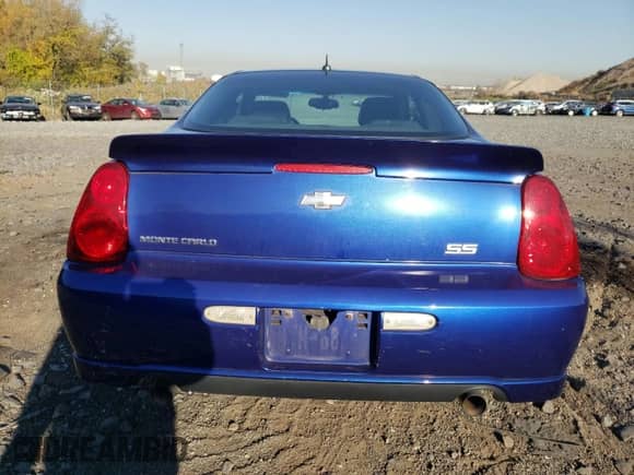 2006 Chevrolet Monte Carlo SS with VIN 2G1WL15C269425835, listed as a Copart auction lot 76843484 with 100,597 mi miles and Clean title. Bid and sale history available at DreamBid. Image 6.