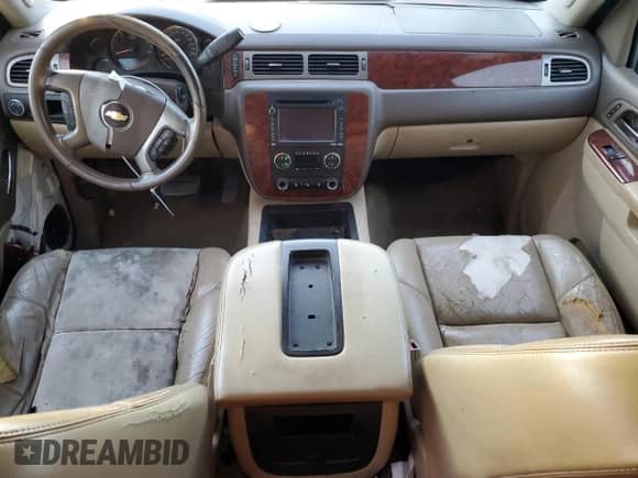 2012 Chevrolet Silverado 1500 LTZ z VIN 3GCPCTE02CG108250, wystawiony jako Copart lot #84861474 z przebiegiem 252 949 mil mil oraz Szkoda całkowita • Salvage title. Historia ofert i sprzedaży dostępna na DreamBid. Obrazek 8.