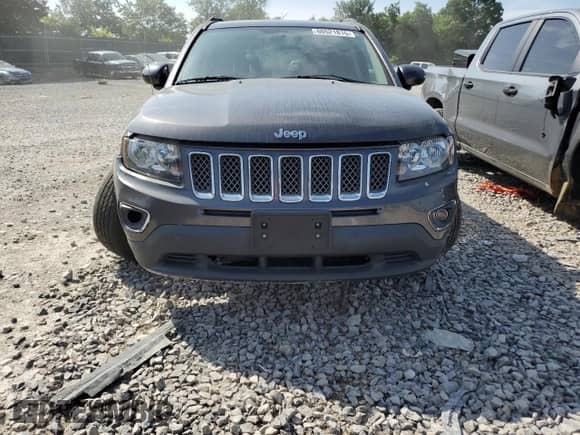 2017 Jeep Compass Latitude with VIN 1C4NJCEA3HD117971, listed as a Copart auction lot 60521815 with 73,376 mi miles and Salvage title. Bid and sale history available at DreamBid. Image 5.