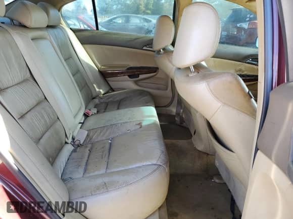 2009 Honda Accord EX-L z VIN 1HGCP368X9A032633, wystawiony jako Copart lot #82606445 z przebiegiem 145 821 mil mil oraz Czysty tytuł • Clean title. Historia ofert i sprzedaży dostępna na DreamBid. Obrazek 10.