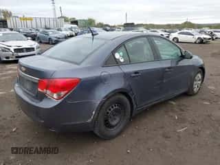 2014 Chevrolet Cruze LS с VIN 1G1PA5SG5E7279519, выставлен на аукционе IAAI как лот 43456106 с пробегом 142 862 миль миль и . История ставок и продаж доступна на DreamBid. Изображение 4.