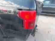 2018 Ford F-150 XL z VIN 1FTEW1E53JFB89708, wystawiony jako IAAI lot #43303196 z przebiegiem 168 714 mil mil oraz . Historia ofert i sprzedaży dostępna na DreamBid. Obrazek 6.