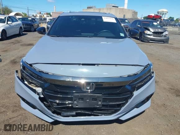 2022 Honda Accord Sport z VIN 1HGCV2F33NA016255, wystawiony jako IAAI lot #43075139 z przebiegiem 10 547 mil mil oraz . Historia ofert i sprzedaży dostępna na DreamBid. Obrazek 12.