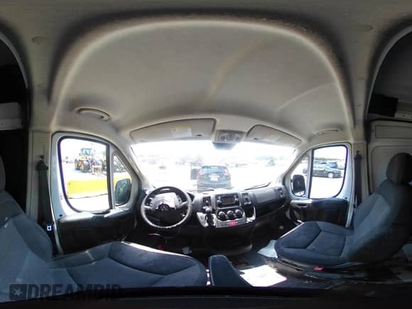 2019 Ram ProMaster Cargo с VIN 3C6TRVBG0KE547779, выставлен на аукционе IAAI как лот 42071369 с пробегом 149 423 миль миль и . История ставок и продаж доступна на DreamBid. Изображение 18.