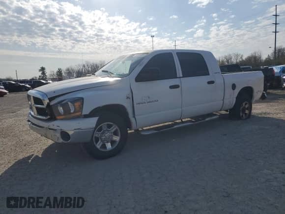2006 Dodge RAM with VIN 3D7LL39C26G203954, listed as a Copart auction lot 44701905 with 299,641 mi miles and Salvage title. Bid and sale history available at DreamBid. Image 1.
