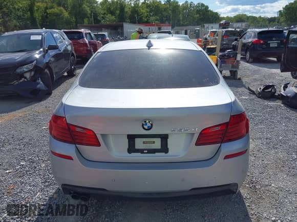 2015 BMW 5 Series 535d xDrive with VIN WBAFV3C57FD686492, listed as a IAAI auction lot 43080643 with 105,002 mi miles and . Bid and sale history available at DreamBid. Image 16.