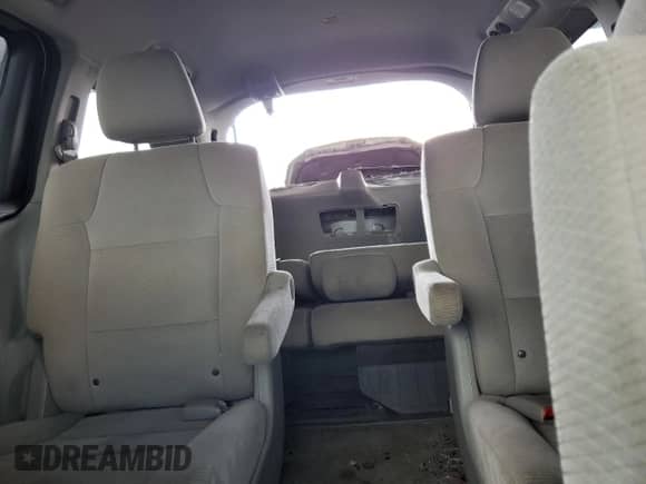 2013 Honda Odyssey LX z VIN 5FNRL5H27DB052198, wystawiony jako Copart lot #85646085 z przebiegiem 130 530 mil mil oraz Szkoda całkowita • Salvage title. Historia ofert i sprzedaży dostępna na DreamBid. Obrazek 10.