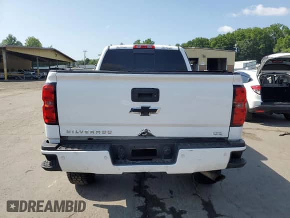 2016 Chevrolet Silverado 2500HD LTZ с VIN 1GC1KWEG6GF224968, выставлен на аукционе Copart как лот 66516725 с пробегом 126 278 миль миль и Списание • Salvage title. История ставок и продаж доступна на DreamBid. Изображение 6.