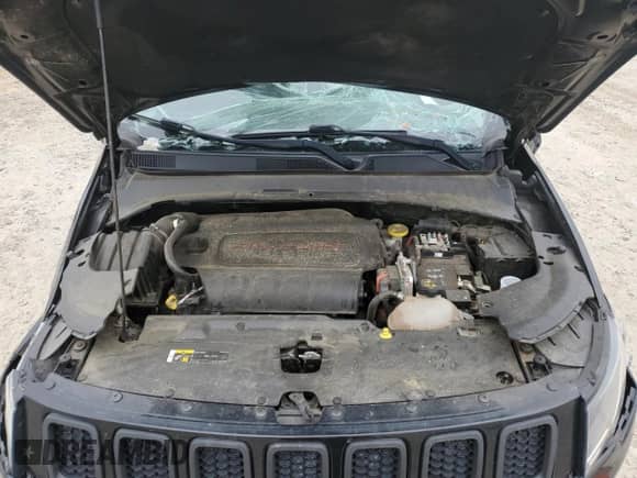 2021 Jeep Compass Limited z VIN 3C4NJCCB0MT572227, wystawiony jako Copart lot #59085825 z przebiegiem Nie podano mil oraz Szkoda całkowita • Salvage title. Historia ofert i sprzedaży dostępna na DreamBid. Obrazek 12.